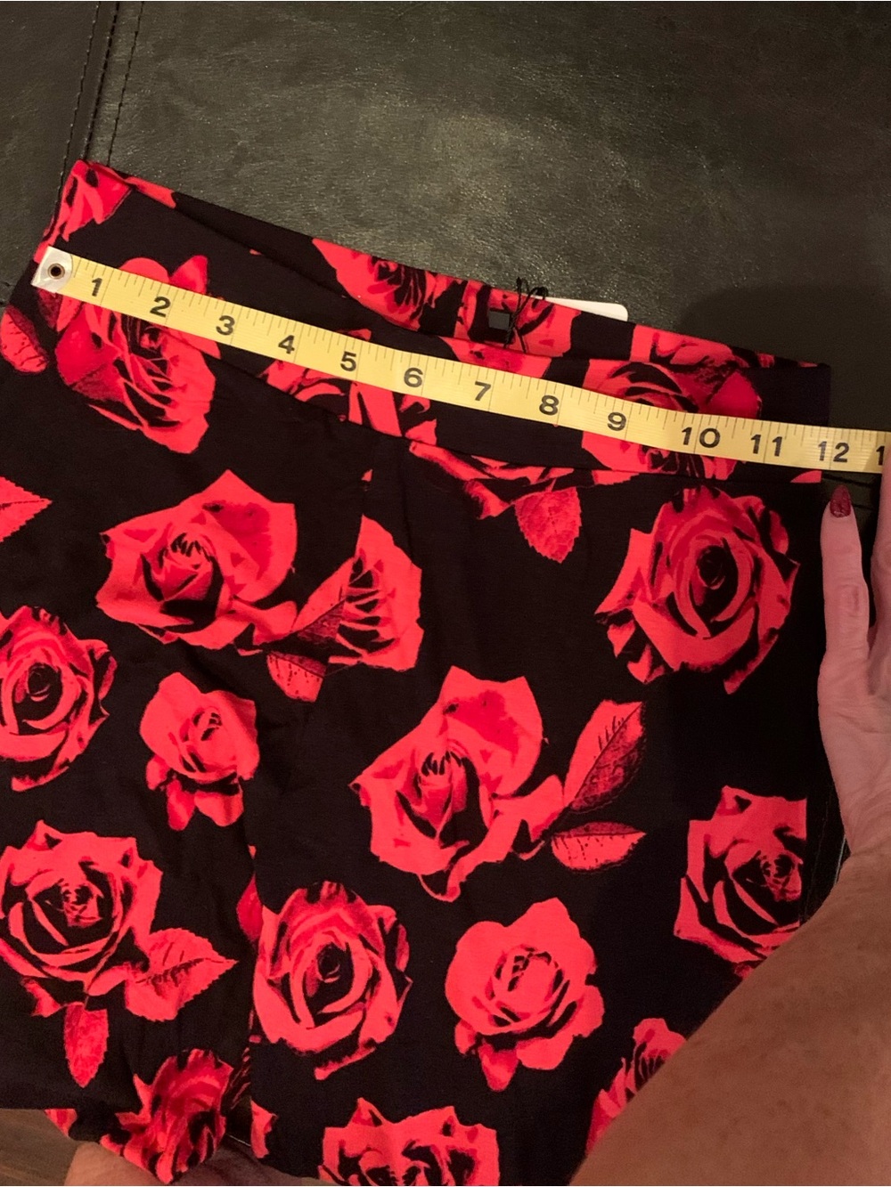 DESIGUAL NWT! ROSES STRETCHY ATHLETIC LEGGINGS! - Picture 6 of 7